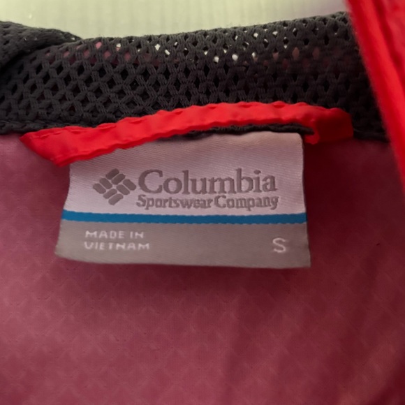 Columbia rain jacket - Picture 2 of 2